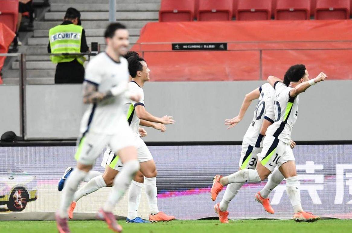 乐鱼app -欧超杯倒计时，圣安东尼奥马刺今晚扳平良机，细节引发关注，赛场秩序良好，赛季目标并未改变(2024年欧超杯视频最新)