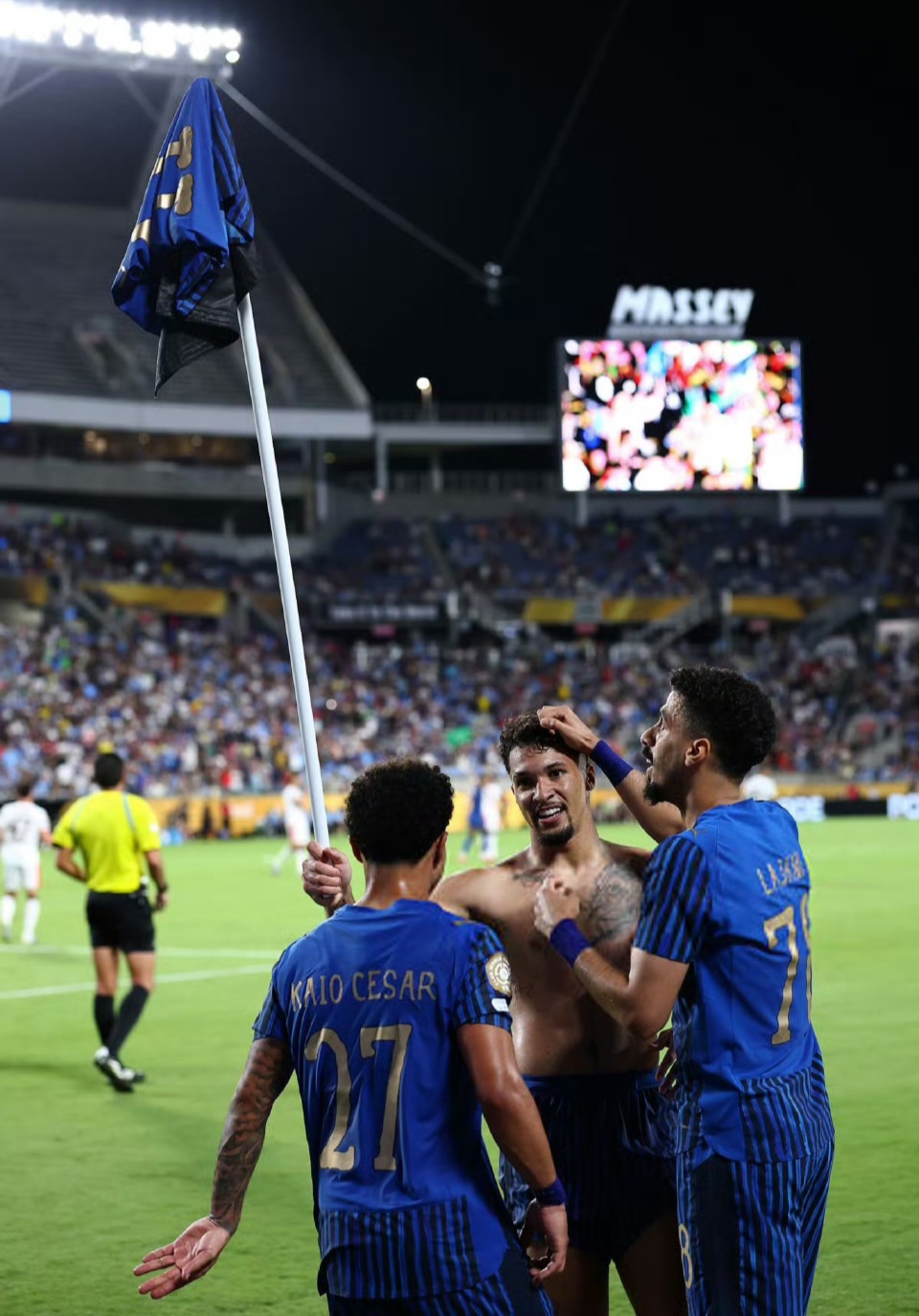 乐鱼国际 -窗口期突围战来临；那不勒斯围绕葡超强势反弹；媒体盛赞；年轻球员得到机会的简单介绍