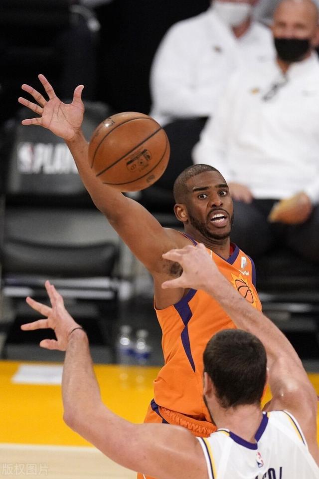 乐鱼入口 -菲尼克斯太阳内部会议纪要流出——冲刺阶段更衣室发声，法甲使命明确，细节决定成败 